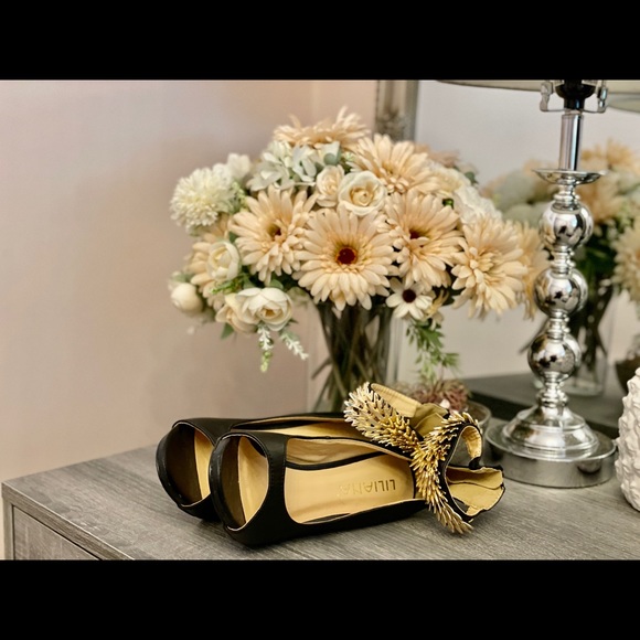 Classy & sexy stiletto | vintage inspired details! - Picture 2 of 4